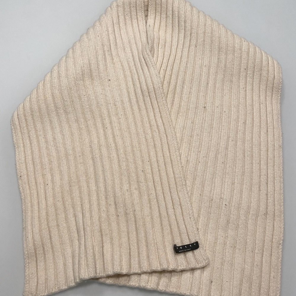 Sisley scarf, made in Italy.